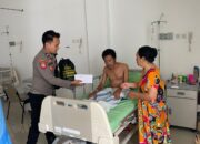 Kapolres Muba Salurkan Bantuan Kepada Herwan, Sosok Pria Penderita Penyakit Kanker Darah dan Bengkak Hati