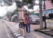 Wujud Kepedulian Kepada Warga Kurang Mampu, IWO Muba Kembali Bagikan Bantuan Sembako