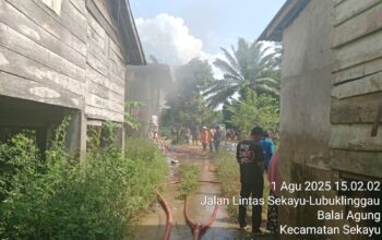 Respons Cepat Damkar Muba Berhasil Jinakkan Api di Sekayu, 40 Tabung Gas Selamat dari Ledakan