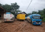 Terkesan Kebal Hukum, Gudang Minyak Diduga Milik “S” Disamping Kantor Camat Babat Toman Terus Beroperasi