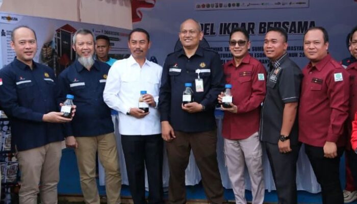 Ribuan Peserta Hadiri Deklarasi Implementasi Permen ESDM Nomor 14 Tahun 2025